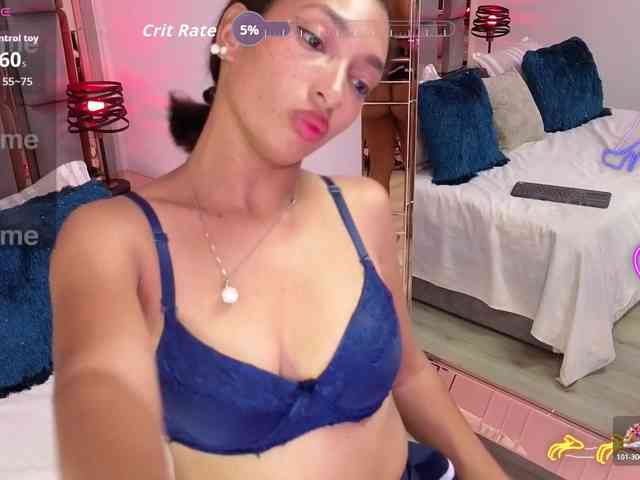 KatyMonrow webcam