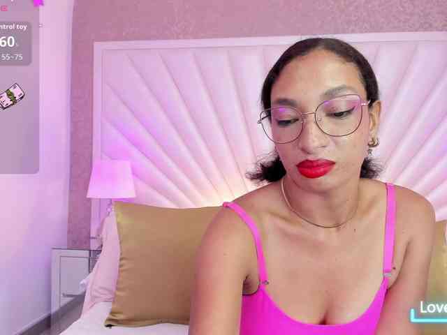 KatyMonrow webcam