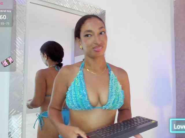 KatyMonrow webcam