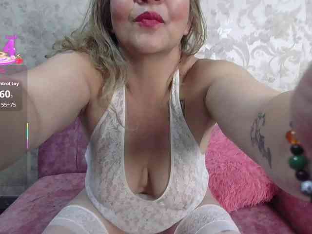 Abby-Blonde