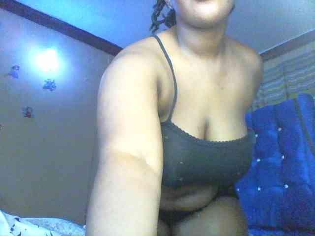 Hot-chick66 webcam