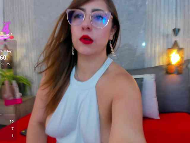 Emili-Hot webcam