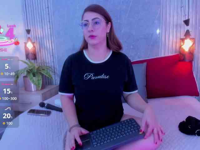 Emili-Hot webcam