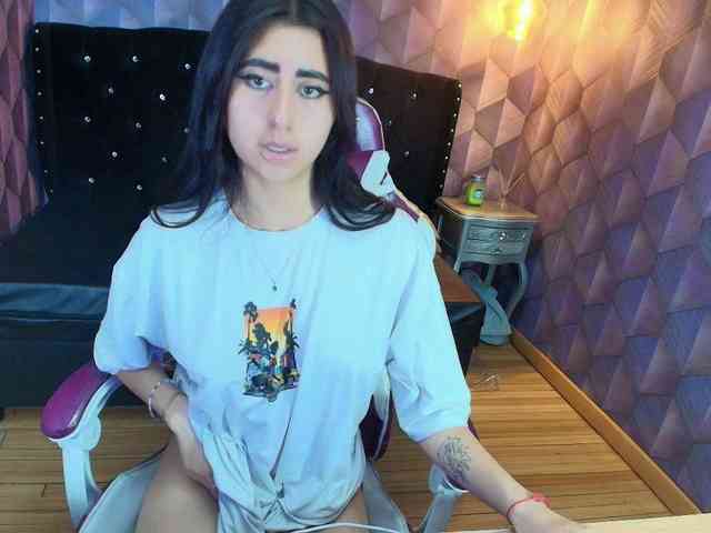 nanisshawna webcam