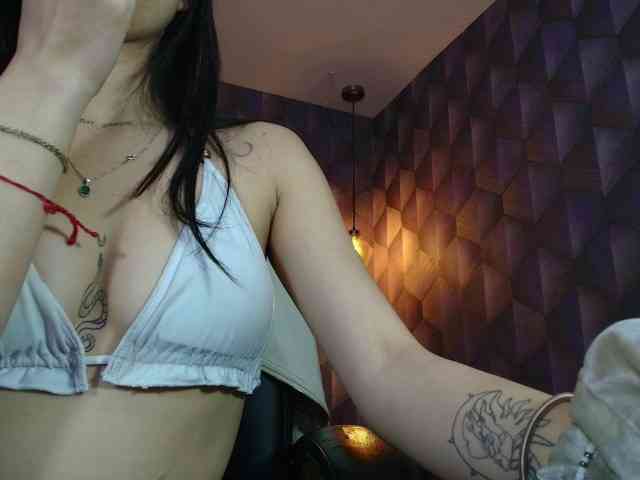 nanisshawna webcam
