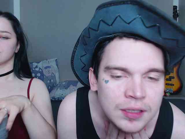 Модель: jackoffjillss