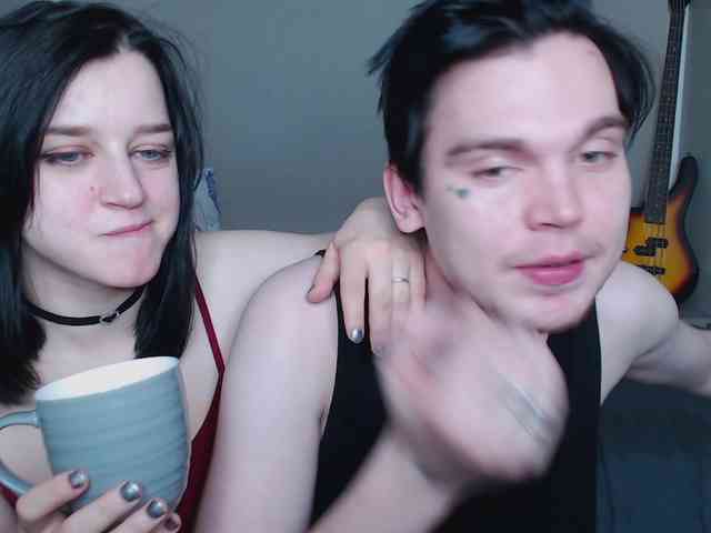 Модель: jackoffjillss