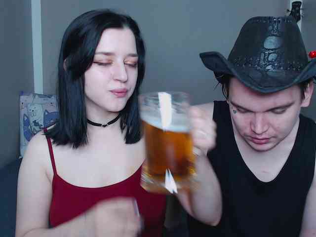 Модель: jackoffjillss