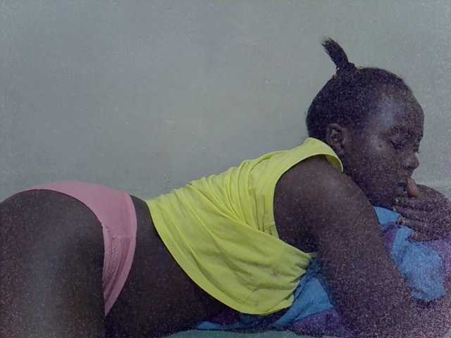Prettiesweet webcam