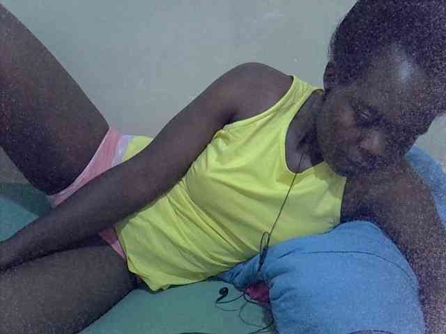 Prettiesweet webcam