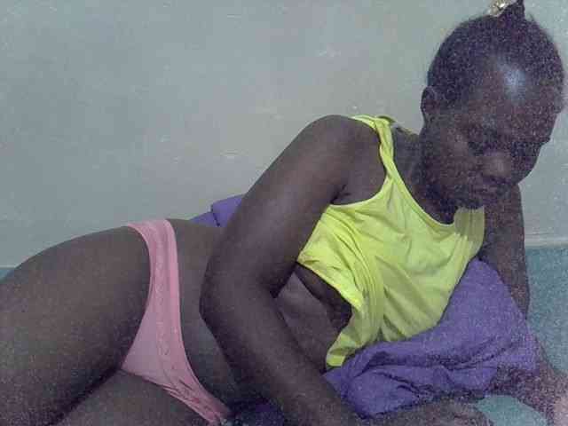 Prettiesweet webcam