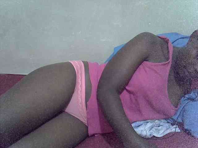 Prettiesweet webcam