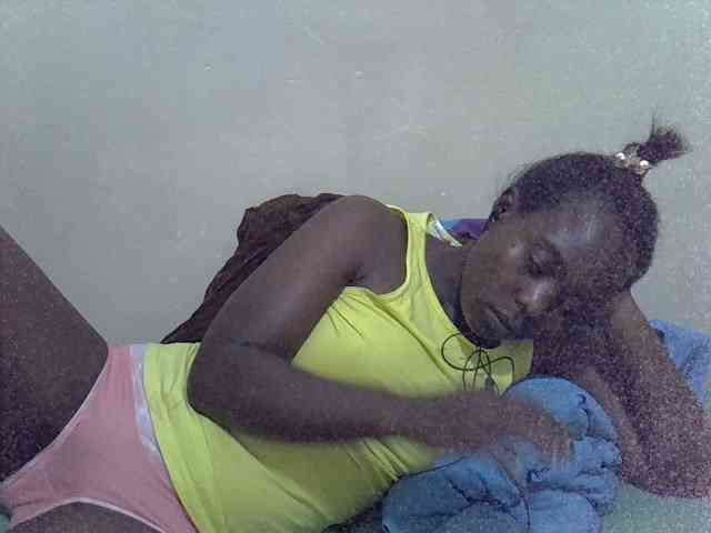 Prettiesweet webcam