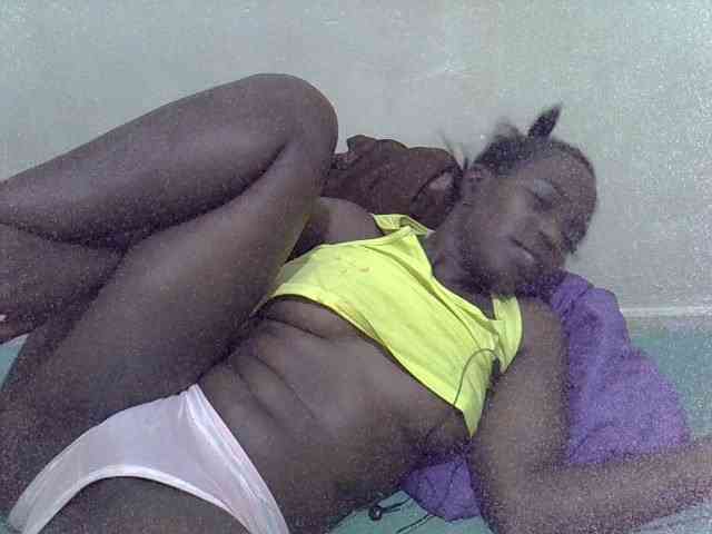 Prettiesweet webcam