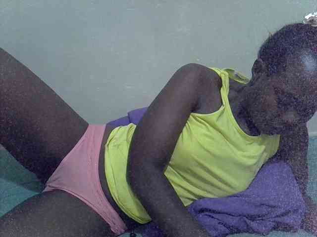Prettiesweet webcam