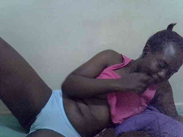 Prettiesweet webcam