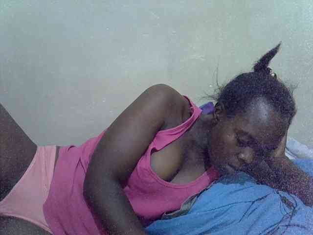 Prettiesweet webcam