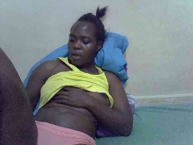 Prettiesweet webcam