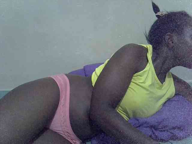 Prettiesweet webcam