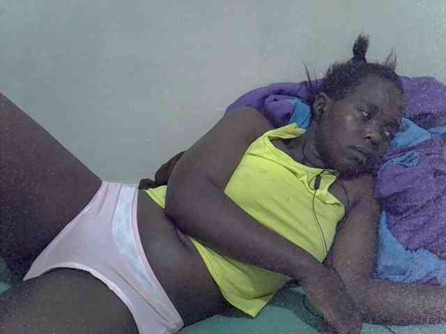 Prettiesweet webcam