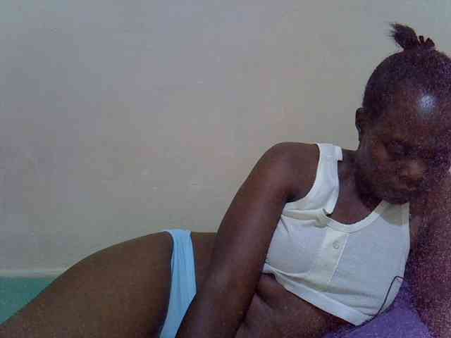 Prettiesweet webcam