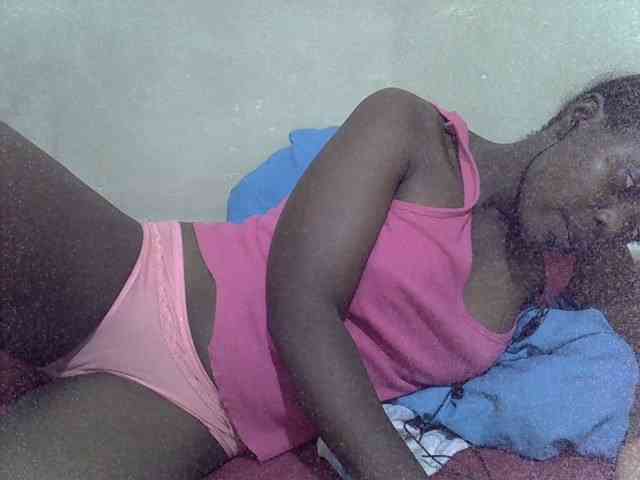 Prettiesweet webcam