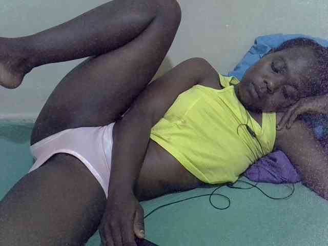 Prettiesweet webcam