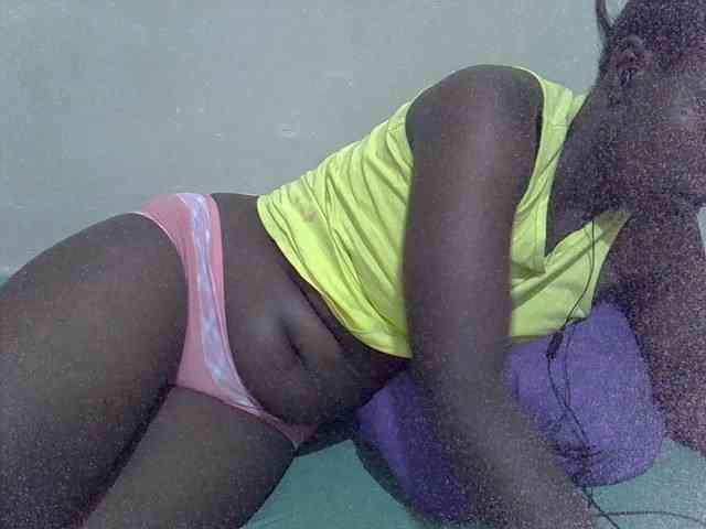 Prettiesweet webcam