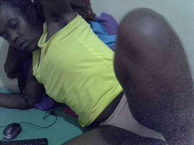 Prettiesweet webcam