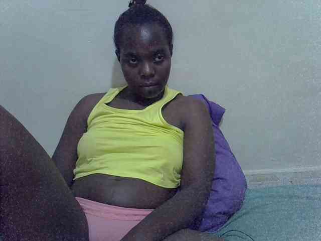 Prettiesweet webcam