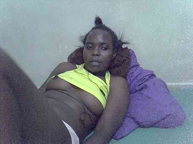 Prettiesweet webcam