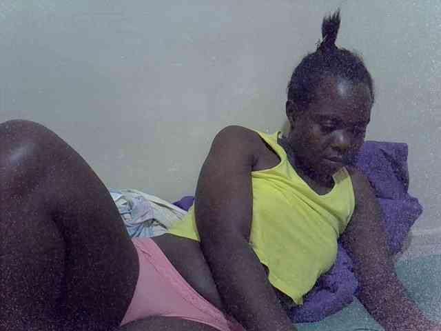 Prettiesweet webcam