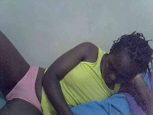 Prettiesweet webcam