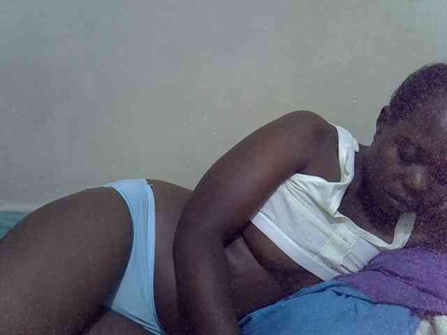 Prettiesweet webcam