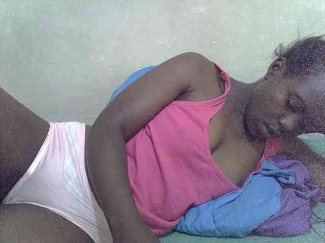 Prettiesweet webcam