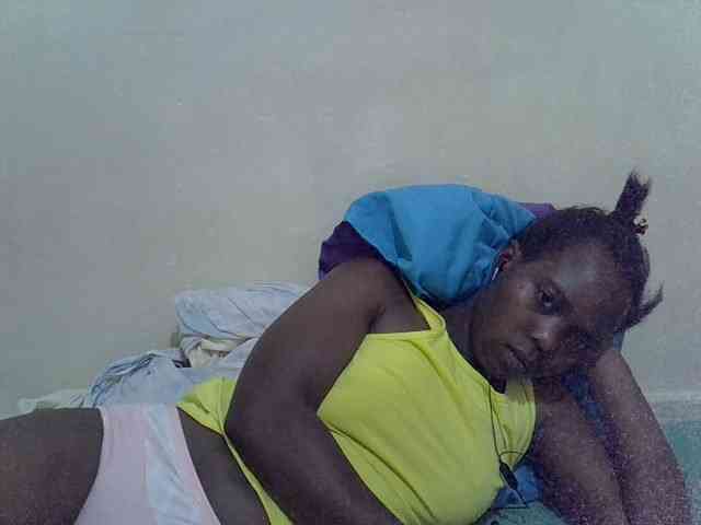 Prettiesweet webcam