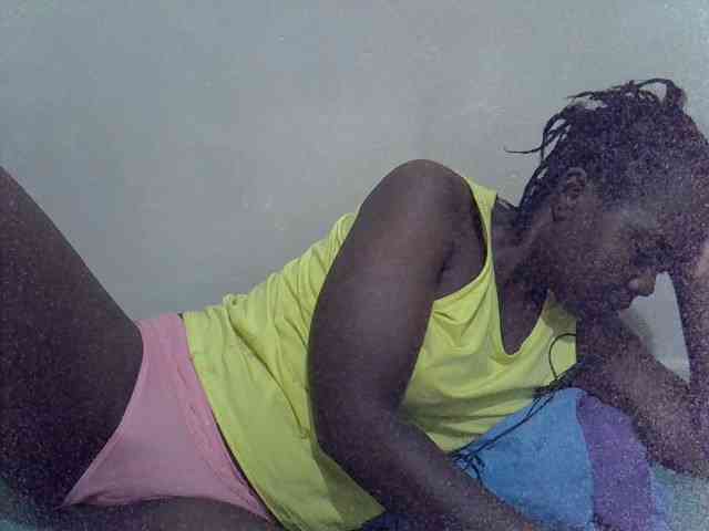 Prettiesweet webcam