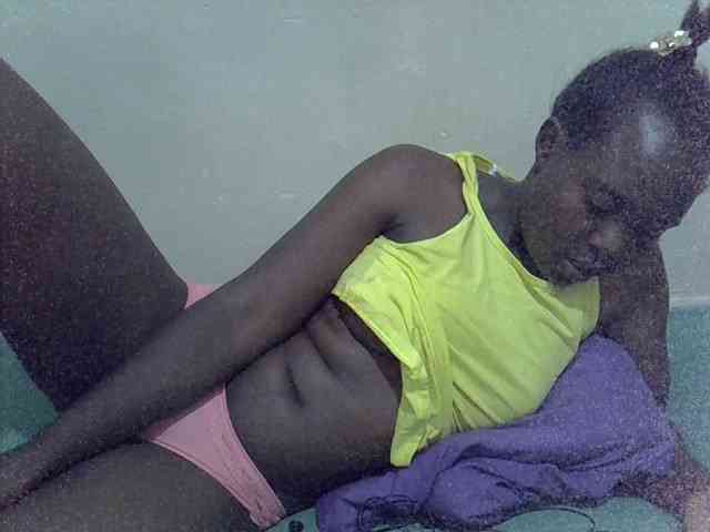 Prettiesweet webcam