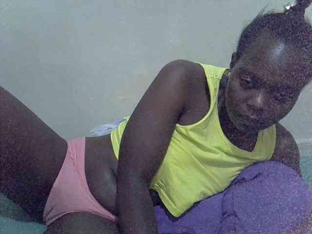 Prettiesweet webcam
