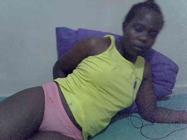Prettiesweet webcam