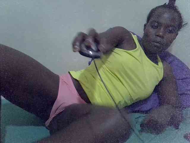 Prettiesweet webcam