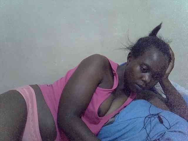 Prettiesweet webcam