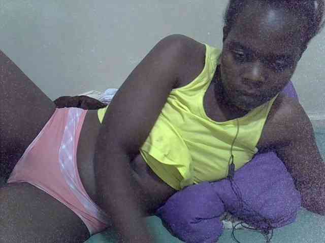 Prettiesweet webcam