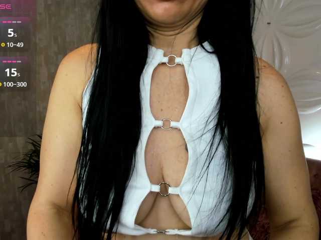 Violetgirx's BongaCams show and profile