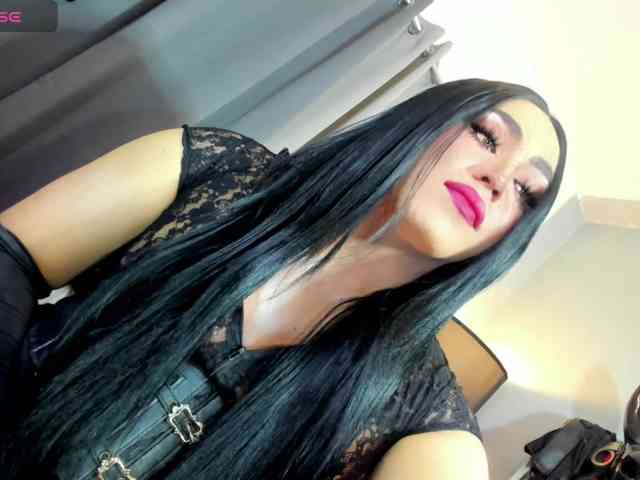MistressSashaxxxx