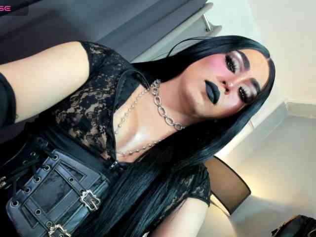 MistressSashaxxx... Live Webcam on BongaCams