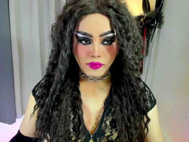 MistressSashaxxx... Live Webcam on BongaCams