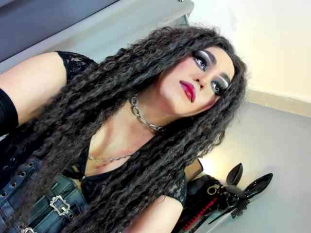 MistressSashaxxx... Live Webcam on BongaCams