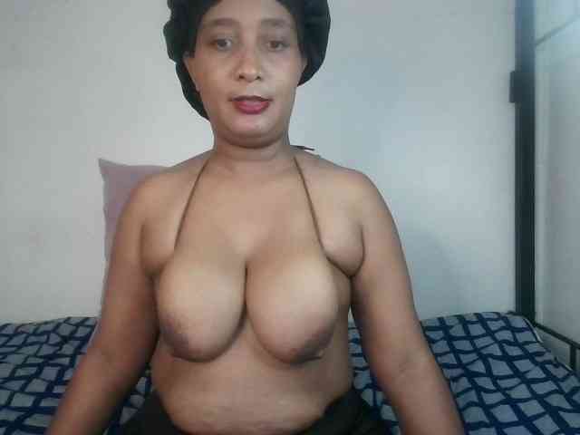Browneyesxx webcam