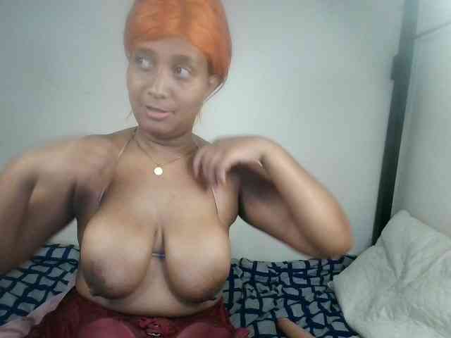 Browneyesxx webcam